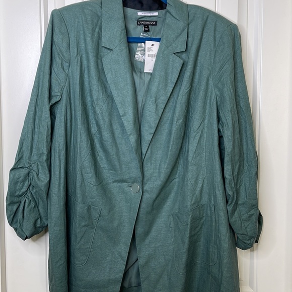 NWT! The Bryant Blazer Size 16 (see listing for matching pants too) - Picture 2 of 7
